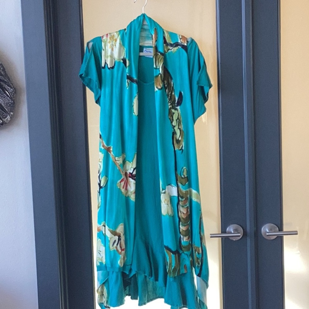 Dress with matching cardigan
Quotes XL but it is more a L